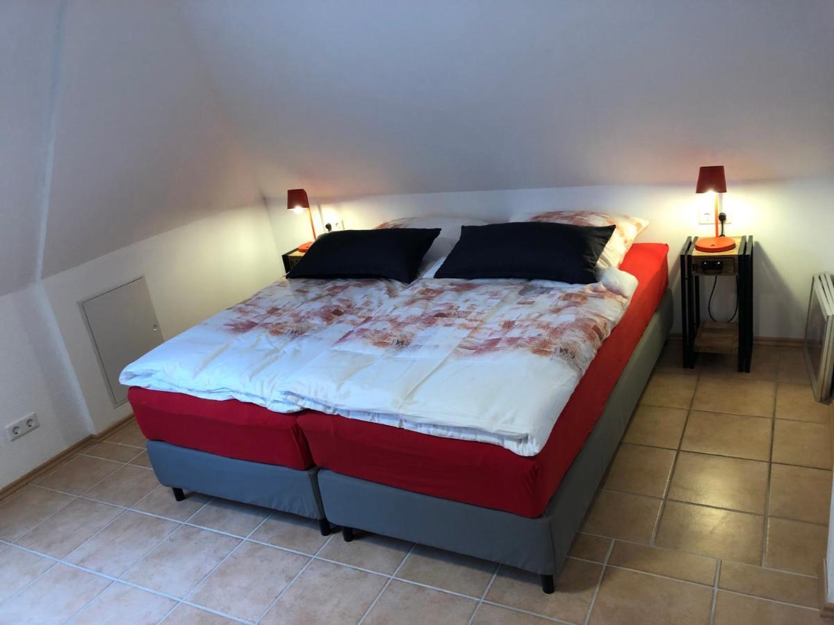 Villa Lou Moessingen Luaran gambar